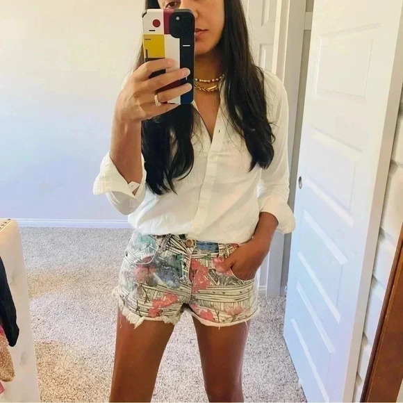 𝅺PRINTED Jeans Shorts - Picture 6 of 7